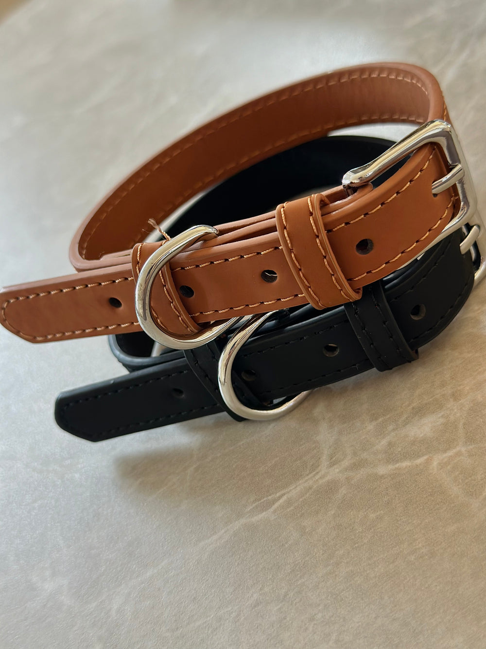 Zenora halsbånd af vegansk læder - PupDeluxe.dk