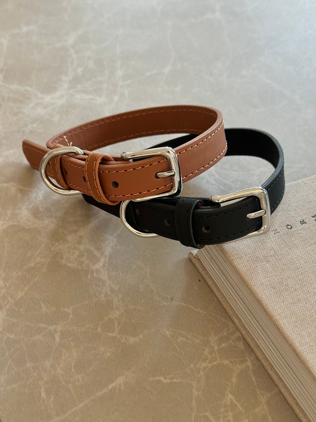 Zenora halsbånd af vegansk læder - PupDeluxe.dk