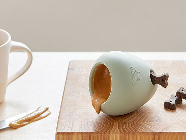 Beco Natural Rubber Aktivitetsbold, Grøn - PupDeluxe.dk