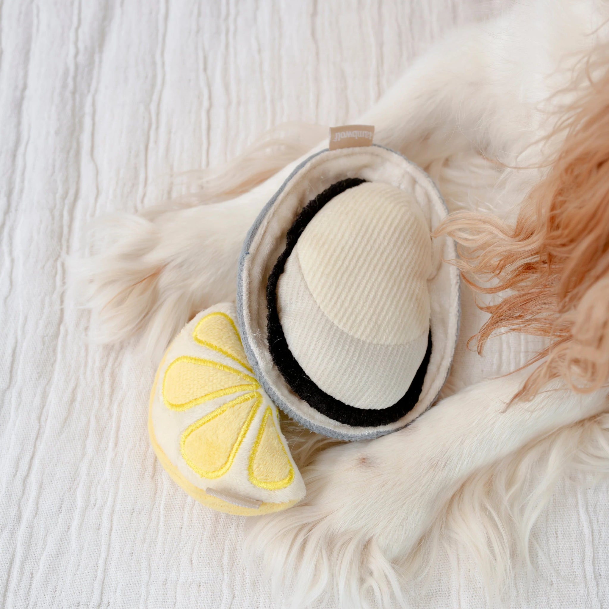 Lambwolf GILLARDEU - PupDeluxe.dk