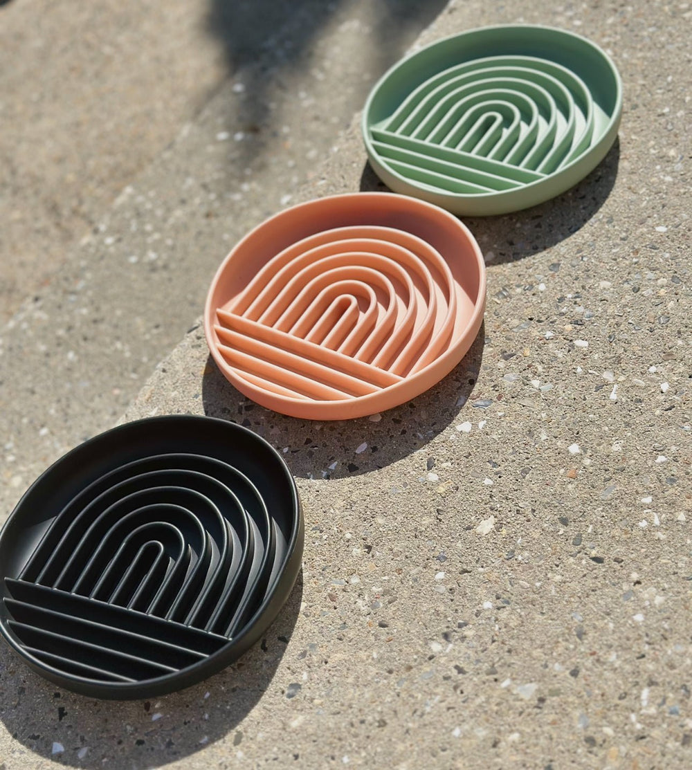 Slowfeeder til hund - PupDeluxe.dk